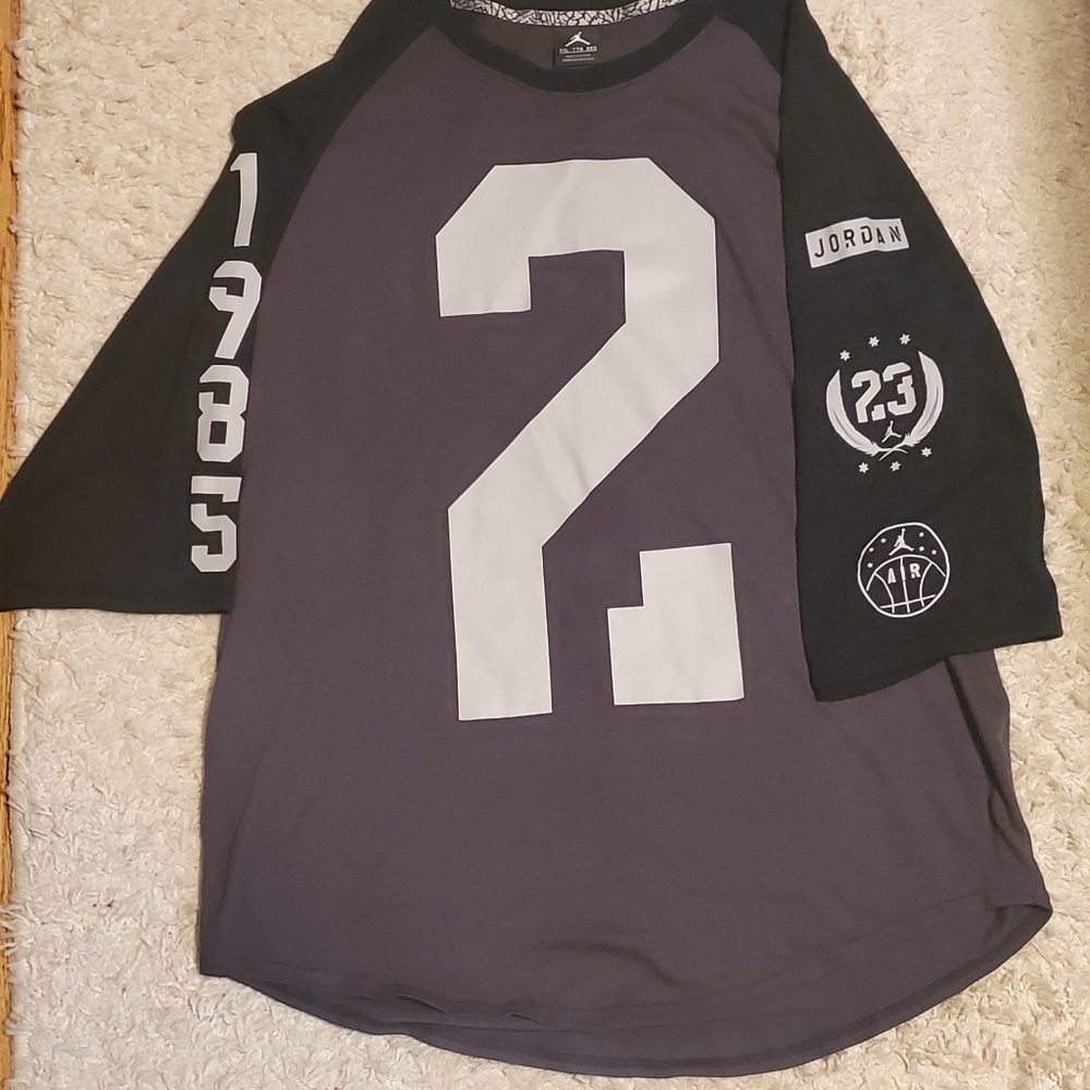 Jordan shirt